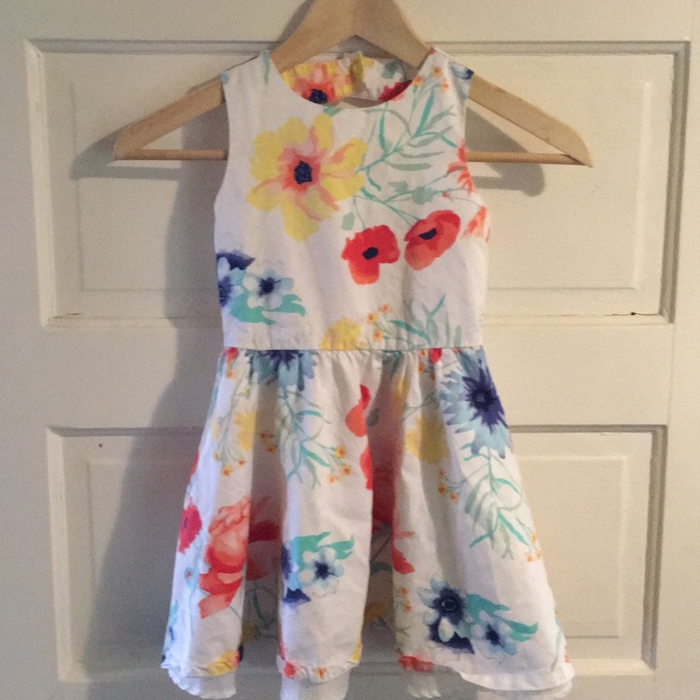 Girls floral dress Size 5